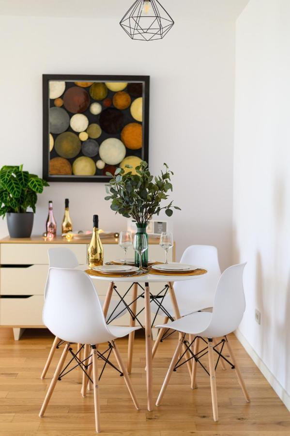 North Artistique - Aviatiei Apartment บูคาเรสต์ ภายนอก รูปภาพ